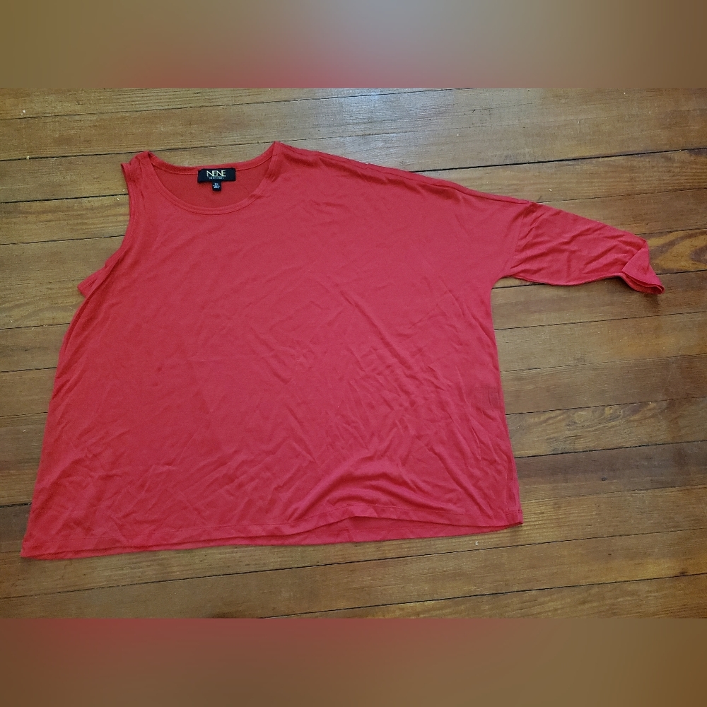 Nene Leakes XS one arm shirt SOOOO CUTE